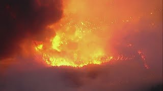 Hughes Fire burning near Castaic Lake in Southern California | Raw helicopter video