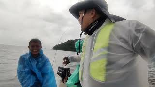 Full video Nekad mancing saat cuaca buruk, pulau kabung