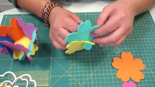 HOW TO MAKE SIMPLE FLOWER FOAM BALLS USING SIZZIX® THIN DIES