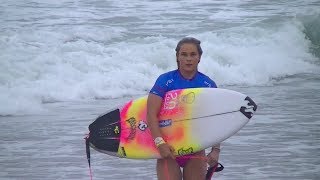 Felicity Palmateer Surfing at the Supergirl Pro - Highlights