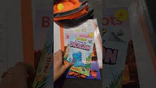 Canada లో స్కూల్ బ్యాగ్ | what's in Canada's school bag?#shortsvideo #viral #shorts