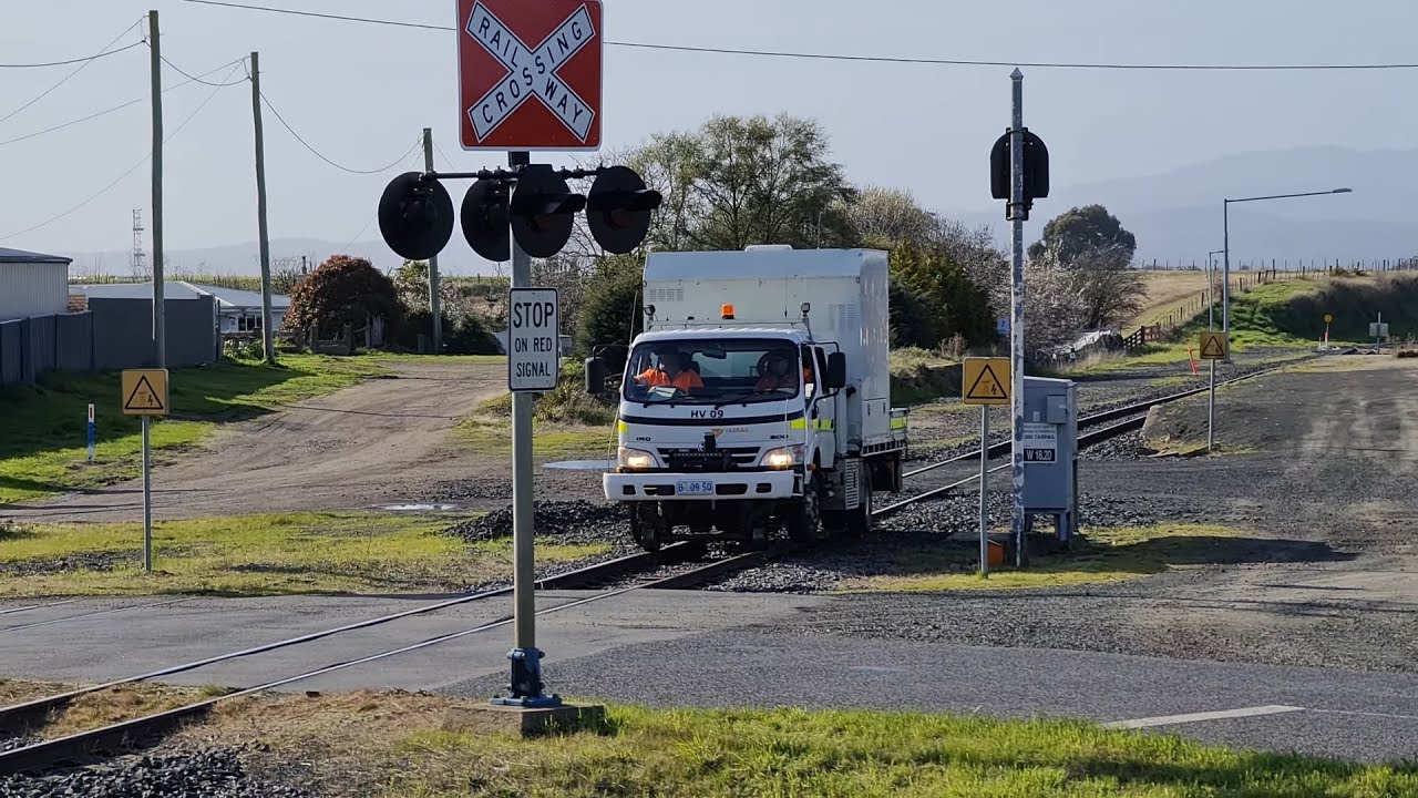 Tasrail Hv09 Hi Rail Truck Western Junction Youtube