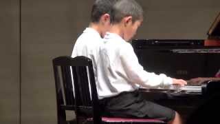 ピアノ　連弾　シューベルト  こどものマーチ　、　８歳、１０歳　　Schubert Kindersmarsch