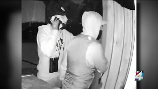 Jacksonville police: 3 sought in Arlington armed home burglary