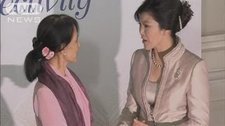 タイ訪問のスー・チーさん　首相主催の晩餐会に（12/06/01）