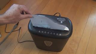 AmazonBasics 8 Sheet Paper Shredder Review