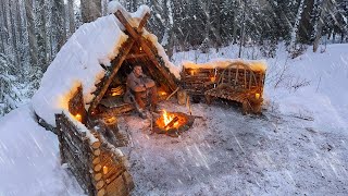 I Survived 100 Hours Building a Warm and Cozy Bushcraft Shelter - No Tent, No Sleeping Bag, Survival
