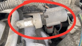 A/C Pressure Transducer Jeep Liberty 3.7L 2002-2007 Location and Replacement