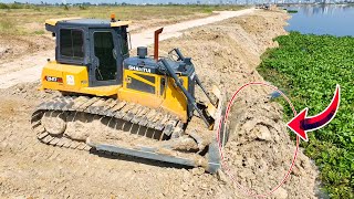 Good!!!Amazing Big Power Dozer SHANTUI DH17 C3 \u0026 KOMATSU D58 \u0026 25T  Moving Dirt to Widen the Road