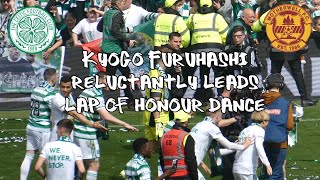 Celtic 6 - Motherwell 0 -  セルティック - 古橋 亨梧  Kyogo Furuhashi Reluctantly Leads Lap Of Honour Dance