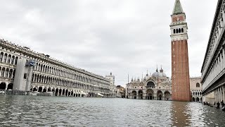 Kritische Lage in Venedig: Hochwasser steigt wieder an