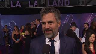 Avengers Infinity War Los Angeles World Premiere - Itw Mark Ruffalo (official video)