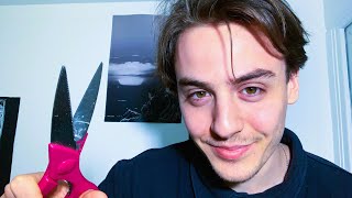 ASMR ROLEPLAY COIFFEUR ( ULTRA FAST 🤯 ) - FR