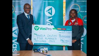 KENYAN TEEN TENNIS CHAMPION ANGELLA OKUTOYI USED TO TRAIN WHILE HUNGRY |GETS 0.5 MILLION FROM VASPRO