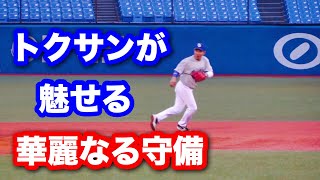 あのトクサンが女子プロ野球オールスターに来た！試合前のノックで華麗な(?)動きを披露