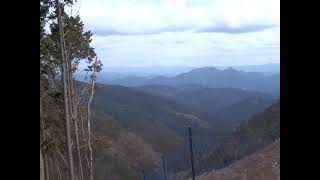 愛知県奥三河　段戸山（鷹ノ巣山）南麓より　岩古谷山、明神山（平山、三ツ瀬）