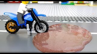 Police Car VS Motorcycle TOY CARS Action