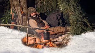 -10° Nightly Sleeping on Snow - No Tent and Sleeping Bag - Building a Bushcraft Survival Shelter