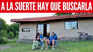 Sin ahorros compraron un terreno y construyeron ellos mismos su casa