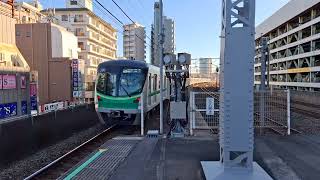 【急病人発生による緊急停車からの運転再開シーン】東京メトロ16000系87F　亀有駅1番線発車　20250205 082853