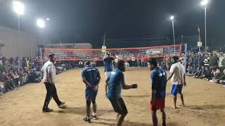 Shallu Panihari (Labbha, Kinda) Vs Khanjarwal (Mani) at Mallewala Shooting volleyball tournament