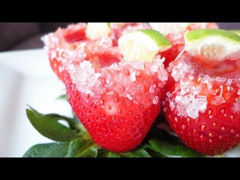 Strawberry Margarita Jell-O Shots! Strawberry Margarita Jell-O Shots!