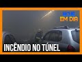 Caminhão transportando bebida pega fogo em túnel no Rio de Janeiro