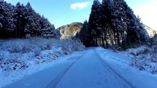 東海遊歩道を行く　雪の朝