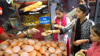 Foodie Girls Having PAANI POORI \u0026 KACHORIA     Mumbai Street Food B35