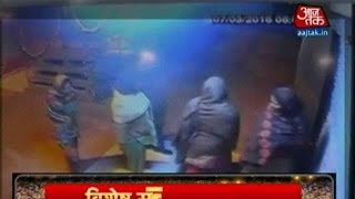 Caught On Camera: Women Thieves In Delhi