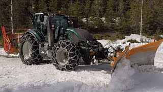 Valtra T254 TwinTrac | ORSI Assaloni Vario- Schneepflug | Schmidt Schneefräse | Winterdienst extrem