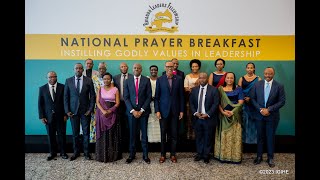 Abayobozi bakuru n'abanyamadini bahuriye mu Masengesho basabira Igihugu: Perezida Kagame yabahanuye