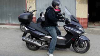 Kymco Xciting 300i - engine start