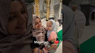 Her First Visit to Kaaba 🕋 ❤️ 😍 #TravelVlog #Travel #Islam #Muslim #Mecca #Kaaba #Kabba