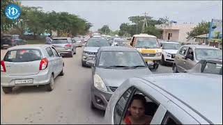 ట్రాఫిక్ తో నిండి పోయిన హైవేలు | Highways full of traffic iDreamNizamabad