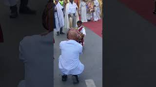 ህፃናት በጥምቀት | Cutest Thing ! Look a Toddler Praising on Timket #toddlers #timket #cute #orthodox