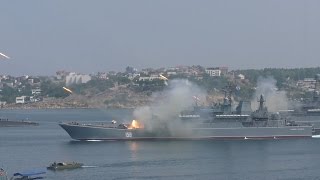 День ВМФ России в Севастополе: туристы недовольны