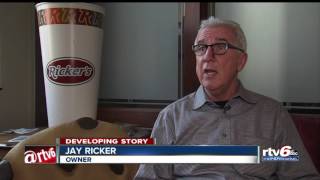 Ricker's finds way around Indiana law banning cold beer sales at gas stations