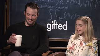 @Mckennita Grace y Chris Evans Un Don Excepcional🙂😊🎬🎞️❤️🩷🍀 Entrevista 🙂😊