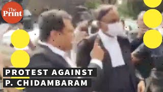 Protest against P Chidambaram outside Calcutta High Court