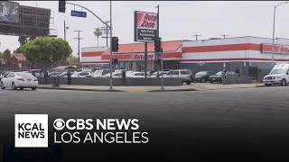 Crowd caught on camera as they loot South LA AutoZone overnight