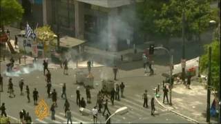 Greek protests turn violent
