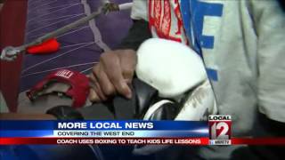 Coach uses boxing to teach kids life lessons