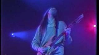 PAUL GILBERT GUITAR SOLO IN LIVE @ BUDOKAN '96