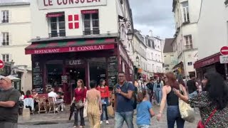 A Walk through Montmartre