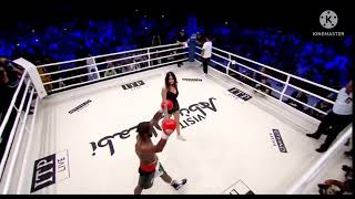 Floyd Mayweather Showboating at the end of the round