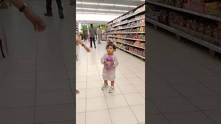 💕നോക്കേണ്ടട ഉണ്ണി ഇത് ഞാനല്ല #cutebaby #naughtybaby #lulumall #luluhypermarket #ytshort #video