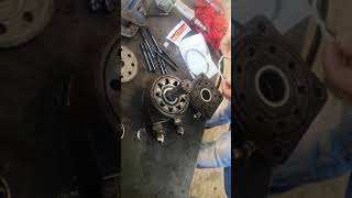 How to overhaul a BOBCAT HYDRAULIC drive motor