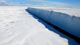 Seismic waves make Antarctica's ice shelves sing