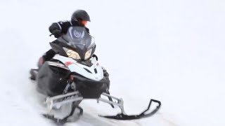 2013 Yamaha Apex SE Snowmobile Review